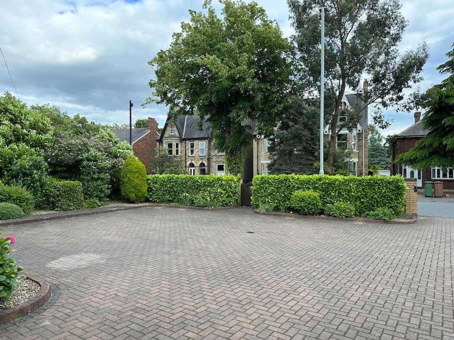 Thee Olde Cow Shed Cottingham, Central Location, 500 Meters From Cottingham Train Station, Close To Hull & Beverly, Free Parking & Wi-Fi , Entire Detached Property Екстер'єр фото